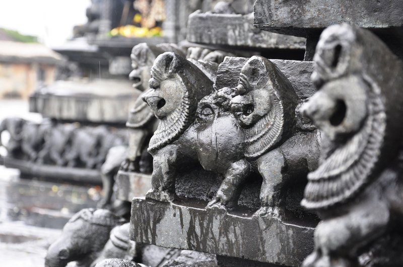 Belur Chennakeshava Temple's extreme detailing