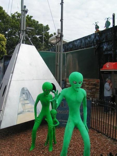 Oz Aliens