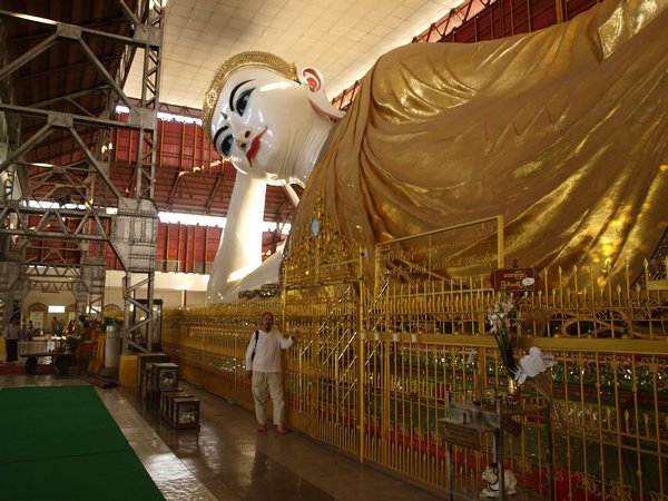 Yangon -  Chaukhtatgyi Temple