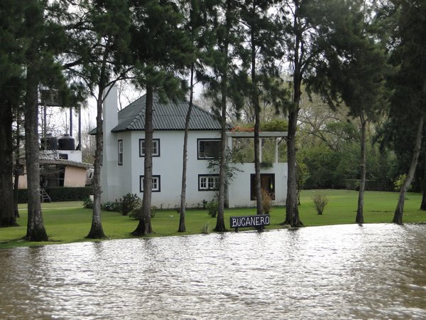 Holiday homes on the Delta
