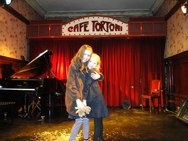 Amy & Claudia at Cafe Tortoni