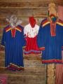 Trationelle Kleidung der Saami