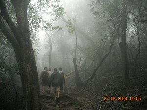 On our way to the fort (trekking)