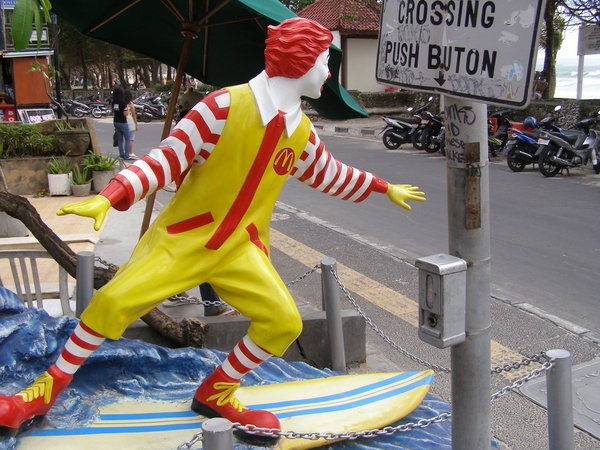 Kuta Surfing Ronald