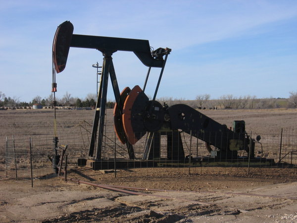 Oil Rigging on the Kansas Plain