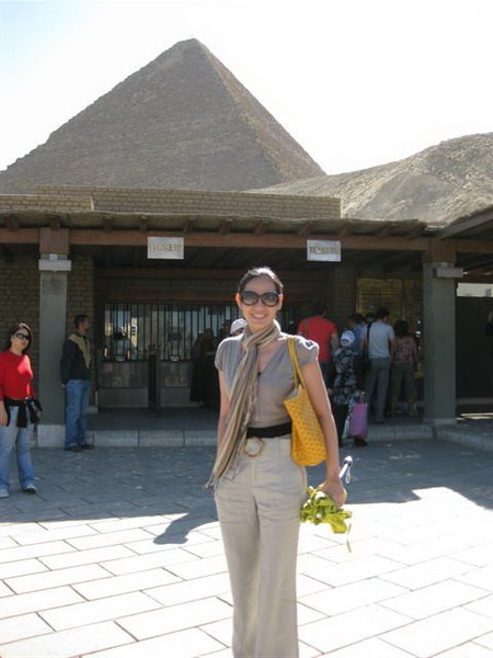 Entrance Giza