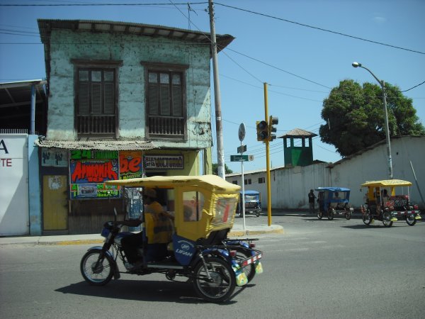 The streets in Ica, Peru. Which is a city very nearby Huacachine. You see the colourful ´mototaxis´ which you see everywhere in Peru. For 1 euro they will give you a ride of 15 minutes.