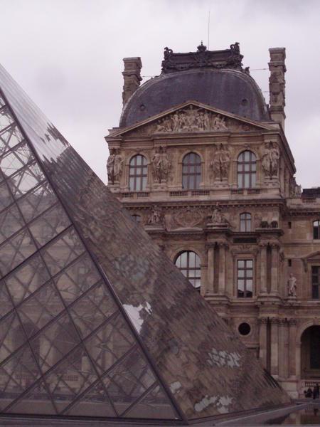 Louvre Exterior