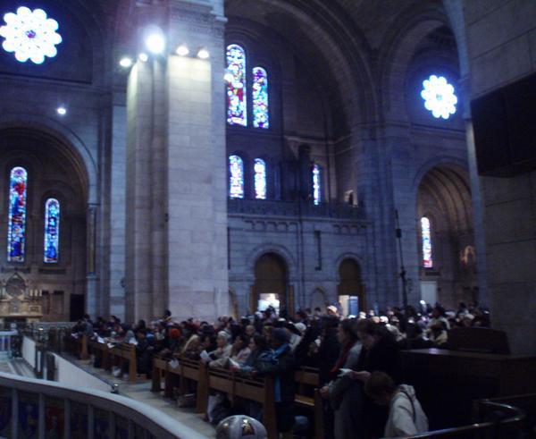 A service in the Sacre-Coeur