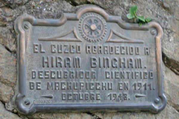 Plaque at the entrance to Machu Picchu