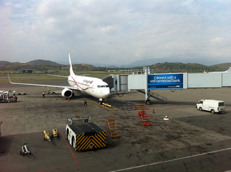 Port Moresby - Plane 2 of 7