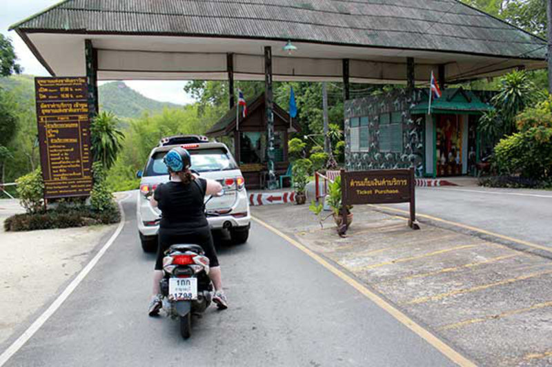 Erawan National Park - Entrance