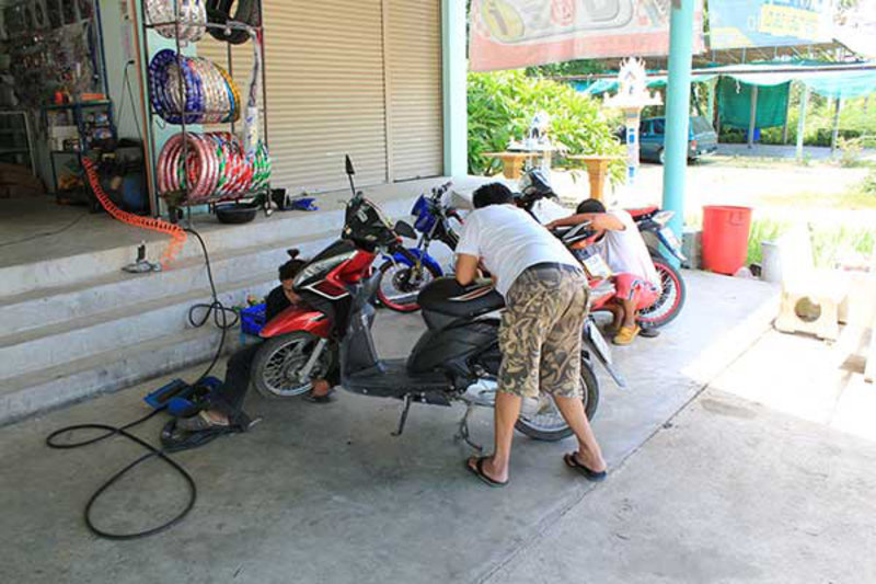 Puncture repair in Pranburi