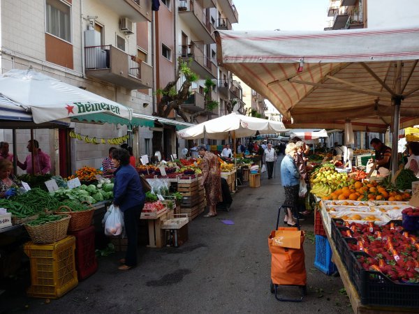 Fruit and vegetable market in Foggia