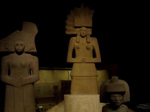 More aztec statues