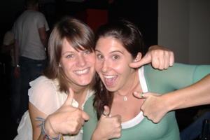 Thumbs up Laura! :P- my last night in Aus