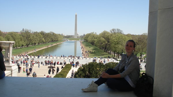 På Lincoln Memorial med Washington Monument i baggrunden