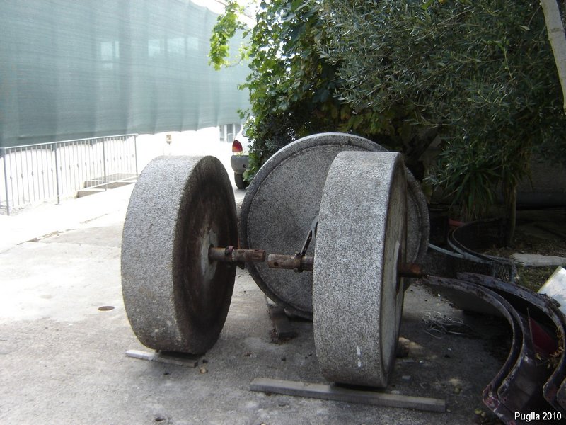 grinding wheels for olives