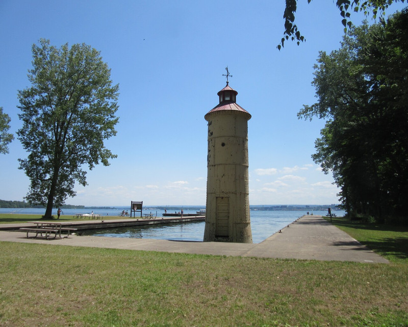 lighthouse on south shore