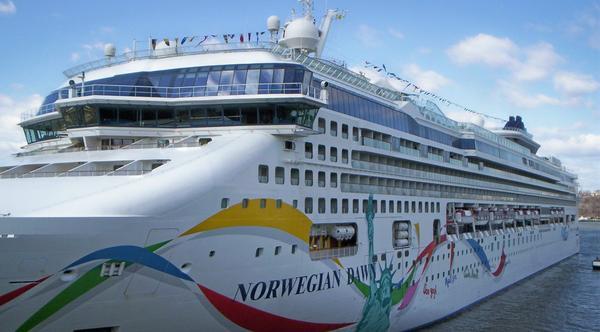 Picture of NCL Dawn in 2006