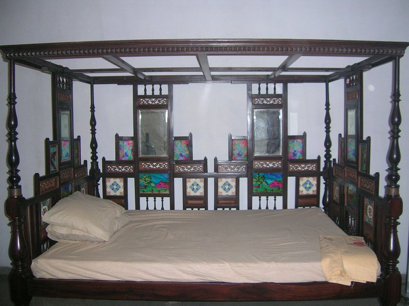 The  most beautiful opium bed that I slept in at Sharmilas.