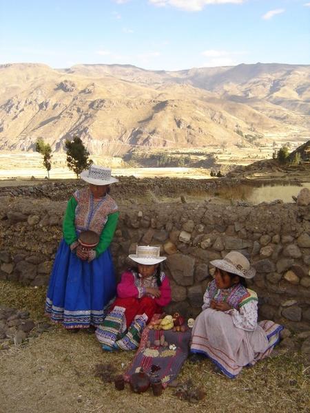 Colca valley girls in tradional clothing