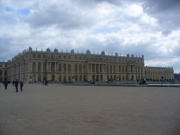 Versailles is just HUGE!!!!!!