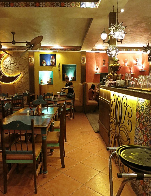Mooon Cafe Mexican Restaurant