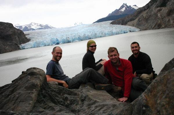 Glaciar Grey - The Team