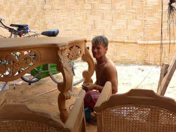 Furniture carver in Thailand