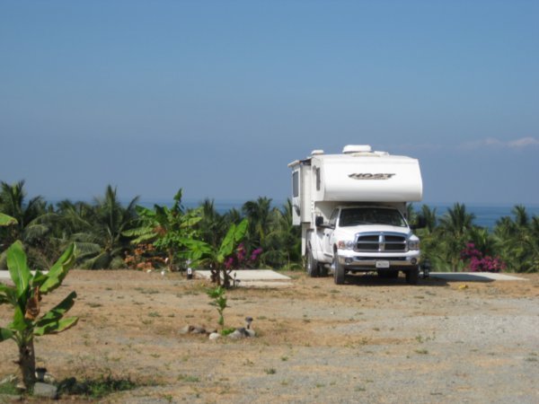 Rambo and LunaSea overlooking beach at Rancho Bougainvillea