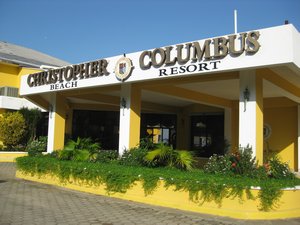 Hotel Christopher Columbus where we were welcomed to park our truck and camper and use electrical power.