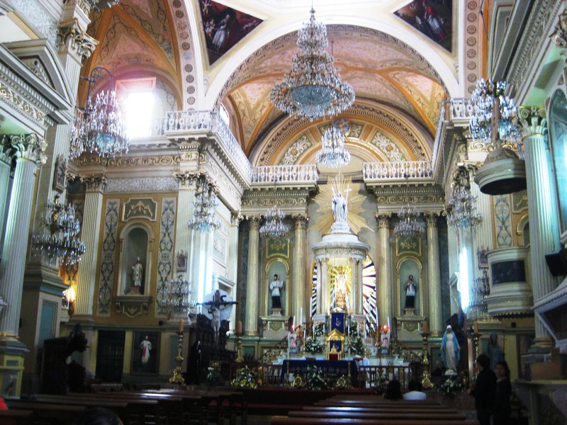 This basilica contains a statue of the Virgin Mary which is considered to be the oldest piece of Christian art in Mexico.