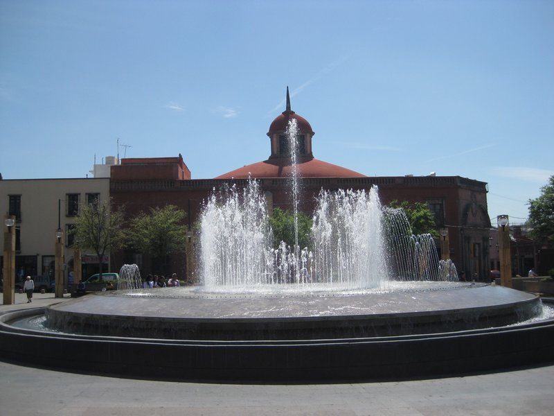 Queretaro seems to have about as many fountains and statues as Rome.