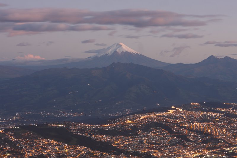 Cotopaxi a la noche