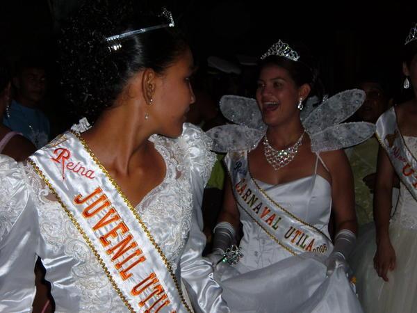 The crowned princesses on the Carneval