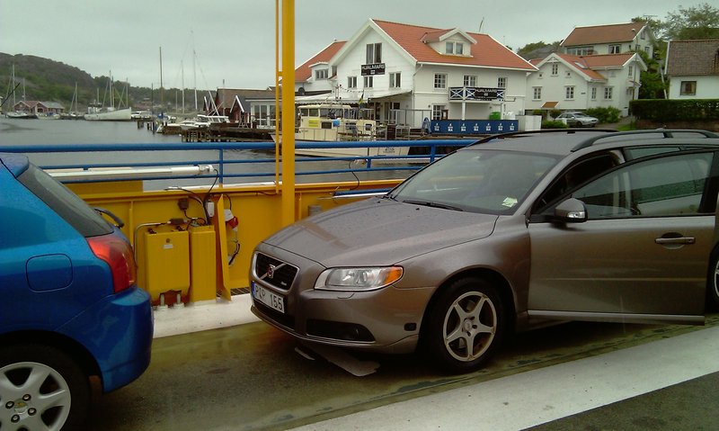 There were many ferries throughout the archipelago.