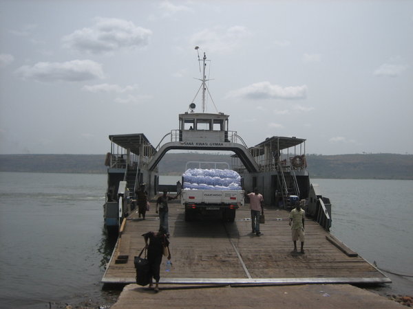 Ferry crossing at the Volta River