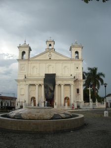 Santa Lucia Church in Sucitoto