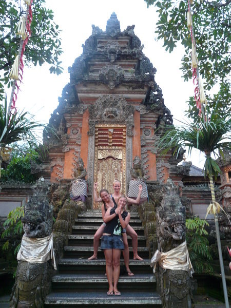 Ubud-ein Tempelchen an jeder Ecke