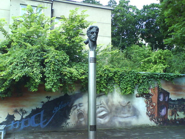 Bust of Frank Zappa