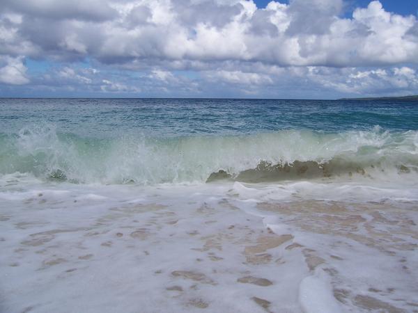 Puka Beach Waves