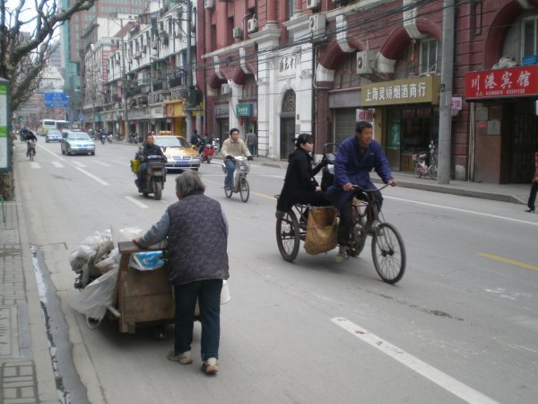 Shanghai street scene 1