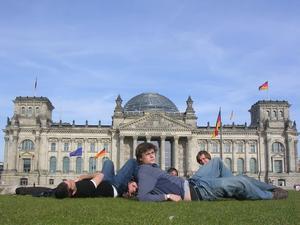 Chilling outside the Reichstag