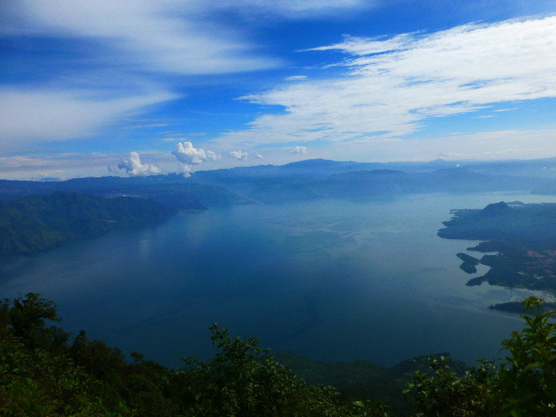 Lago Atitlan - just before the clouds rolled in!!!