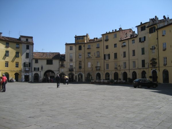 Famous Piazza