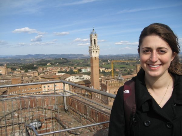 Laura in front of Piazza del Campo