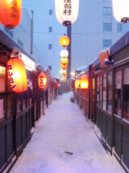 Back alley dining in Otaru