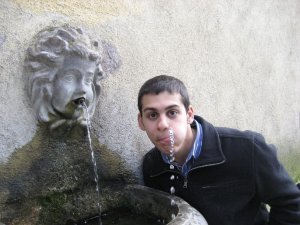 Alfred being a fountain
