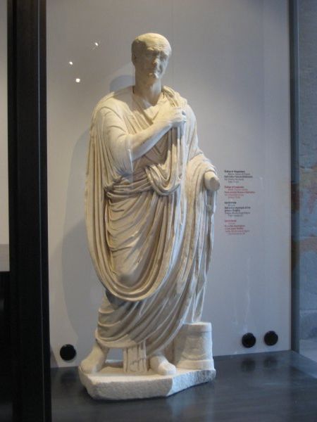Emperor Vespasian Statue